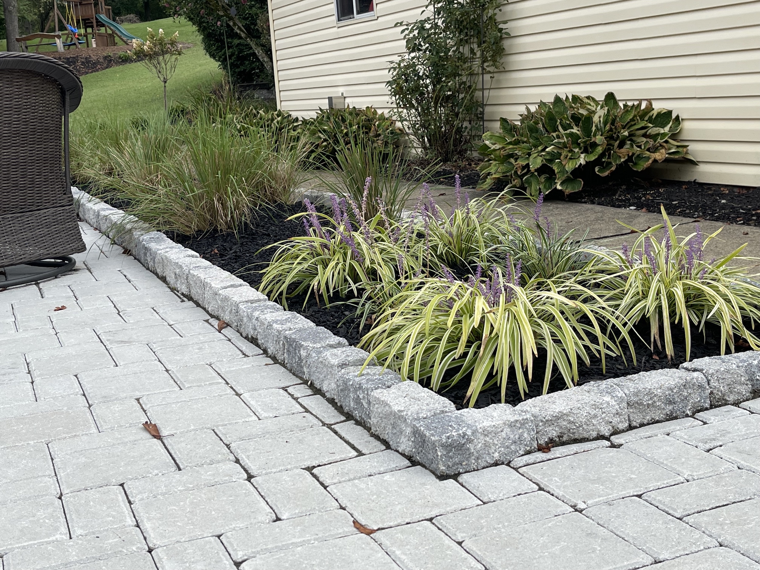 Everything You Need to Know About Landscape Edging